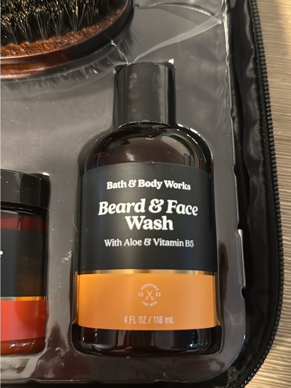Bath & Body Works Beard & Face Wash kit — Brand new